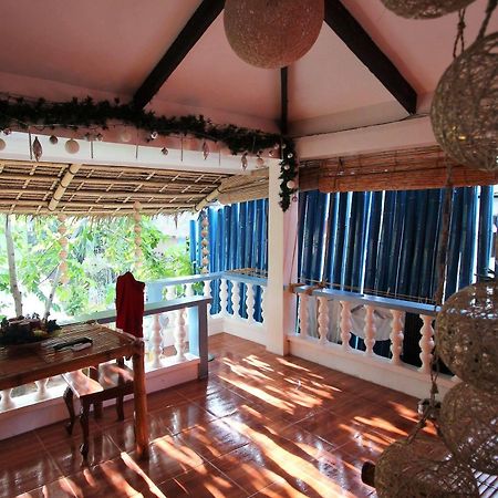 Blue Bamboo Hotel Balabag  Екстер'єр фото