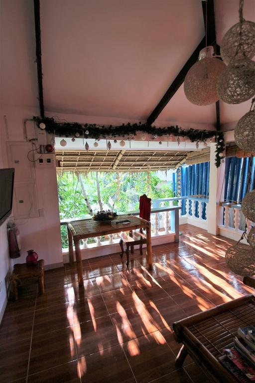 Blue Bamboo Hotel Balabag  Екстер'єр фото