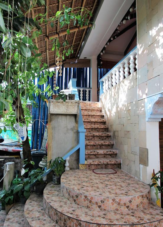 Blue Bamboo Hotel Balabag  Екстер'єр фото